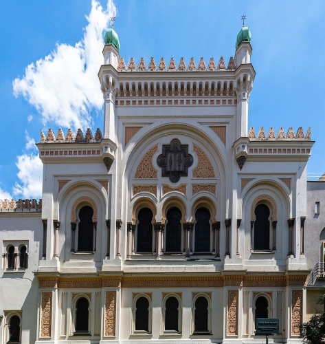 Spanish Synagogue - view from the outside